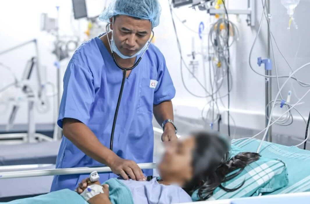 Complete ICU setup with monitoring equipment at home